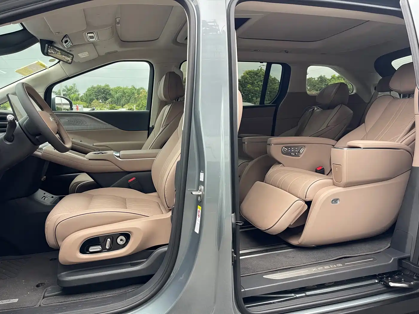 XPeng X9 2026 2025 Extended Range Edition