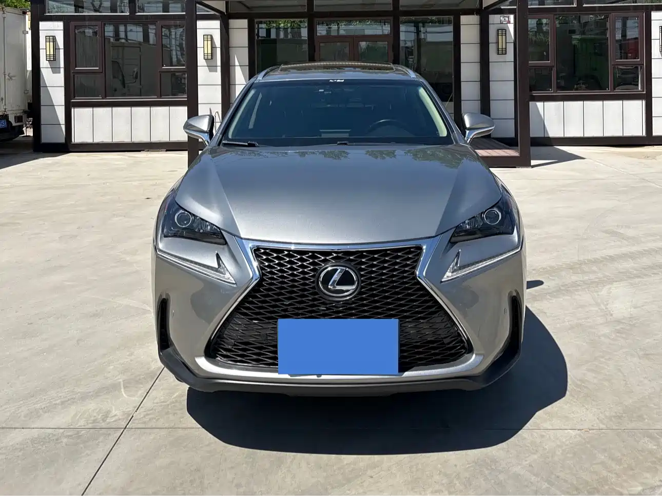 Lexus NX 2016 200 AWD F Sport фото 2