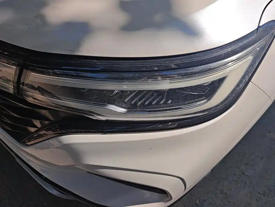 Фото 5 - Roewe RX5 MAX