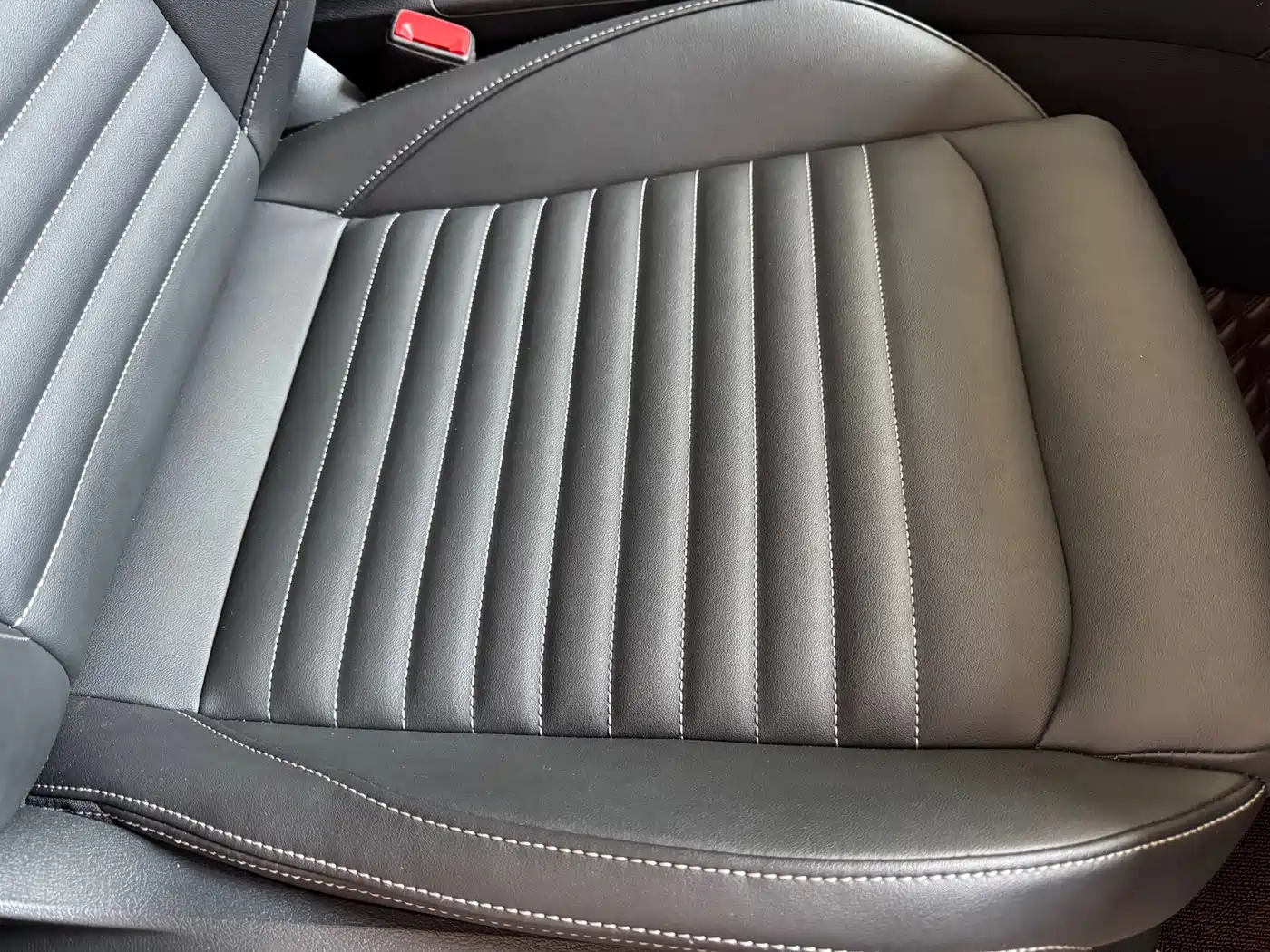 Volkswagen Magotan 2023 2 Million Units Commemorative Edition 280TSI DSG Comfort фото 16