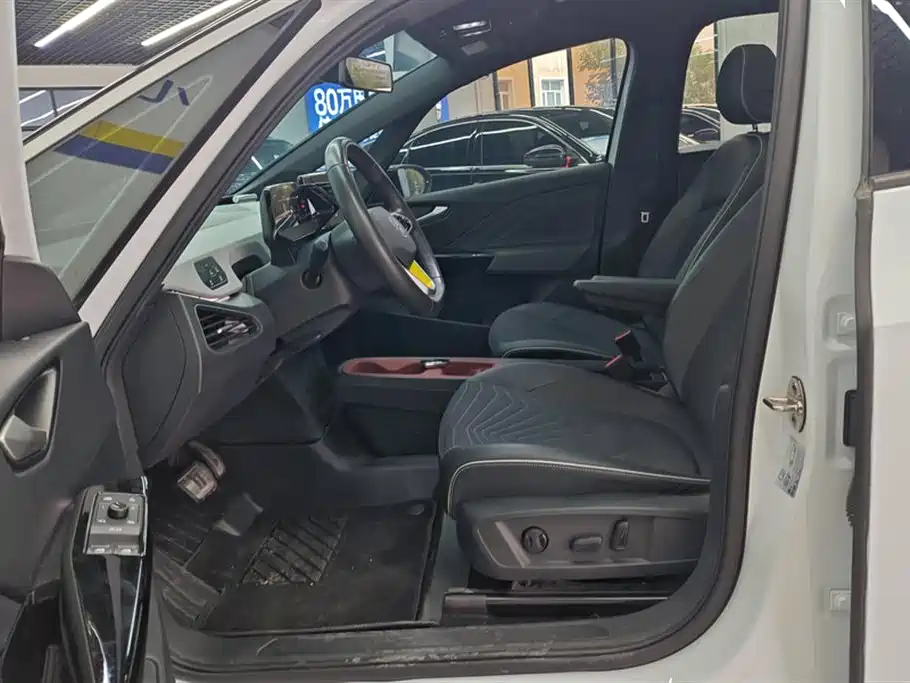 Volkswagen ID.3 2023 Upgraded Pure Intelligence Edition фото 9