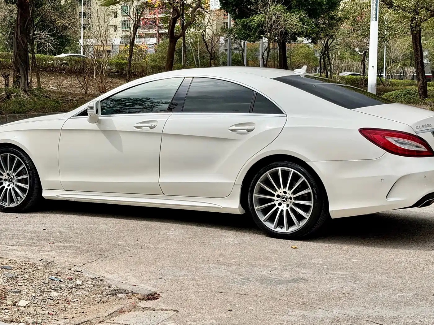Mercedes-Benz CLS 2017 CLS 320 Elegance Edition фото 6