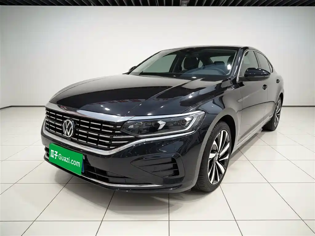 Volkswagen Passat 2022 330TSI Luxury Edition