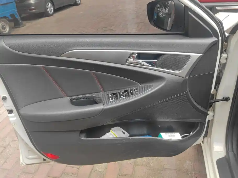 Changan Eado XT 2016 2016 1.6L Manual Stylish Cool Edition