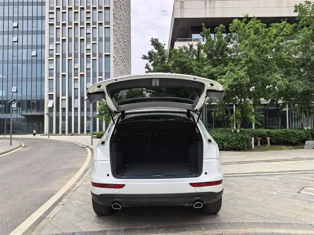 Audi Q5 2015 40 TFSI Technology фото 23