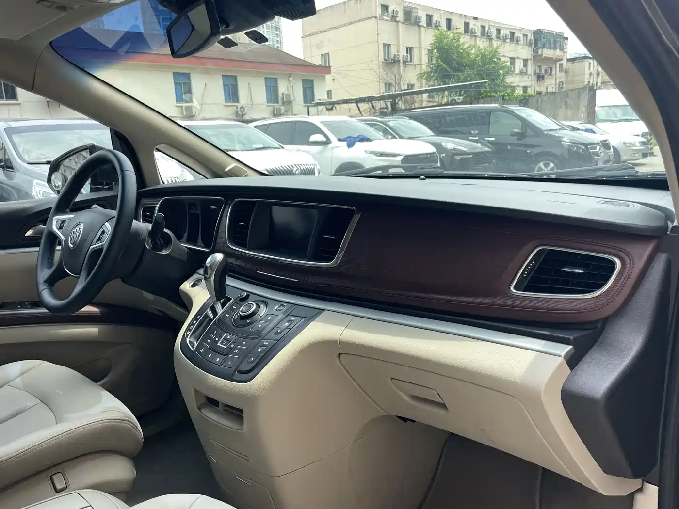 Buick GL8 2017 25S Luxury China V фото 8