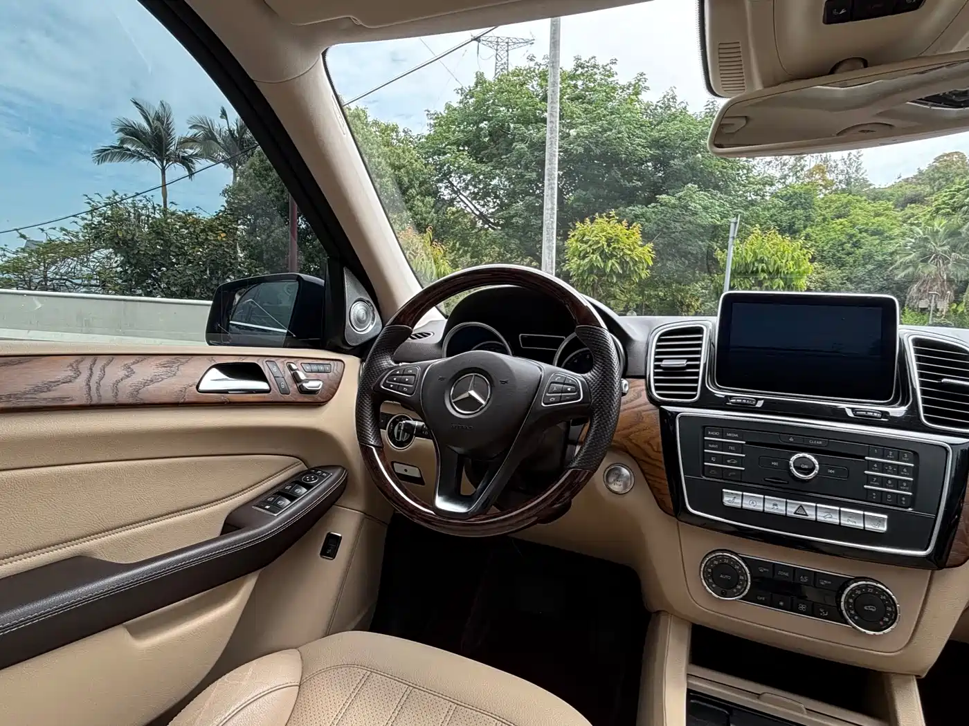 Mercedes-Benz GLE 2015 GLE 320 4MATIC фото 8