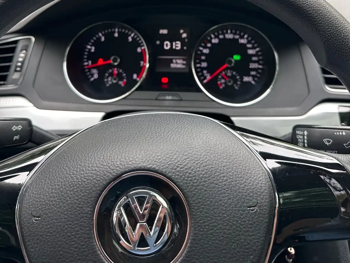 Volkswagen Lamando 2018 230TSI DSG Trend Edition фото 12