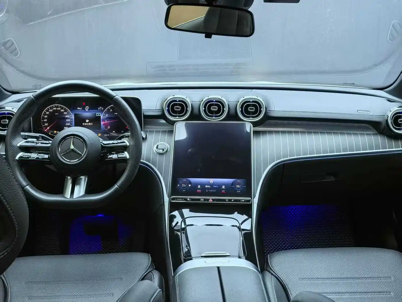Mercedes-Benz C-Class 2023 Facelift C 260 L Sport Edition фото 9