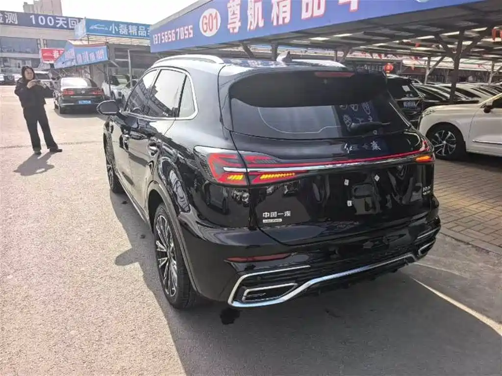 Hongqi HS5 2023 2.0T 4WD Flag Leader Pro фото 6
