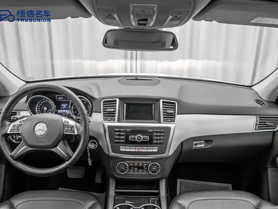 Mercedes-Benz M-Class 2014 ML 320 4MATIC фото 13