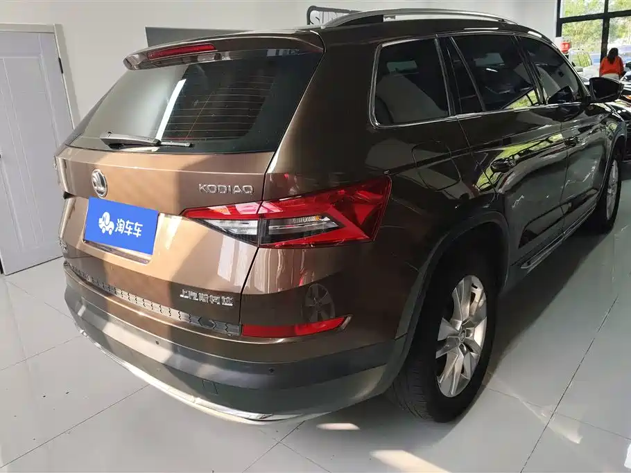 Škoda Kodiaq 2018 Facelift TSI330 7-seat 2WD Premium Luxury Edition фото 3