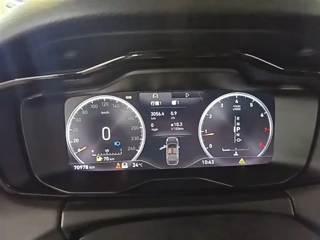 Lynk & Co 01 2017 2.0T AWD Pro фото 12