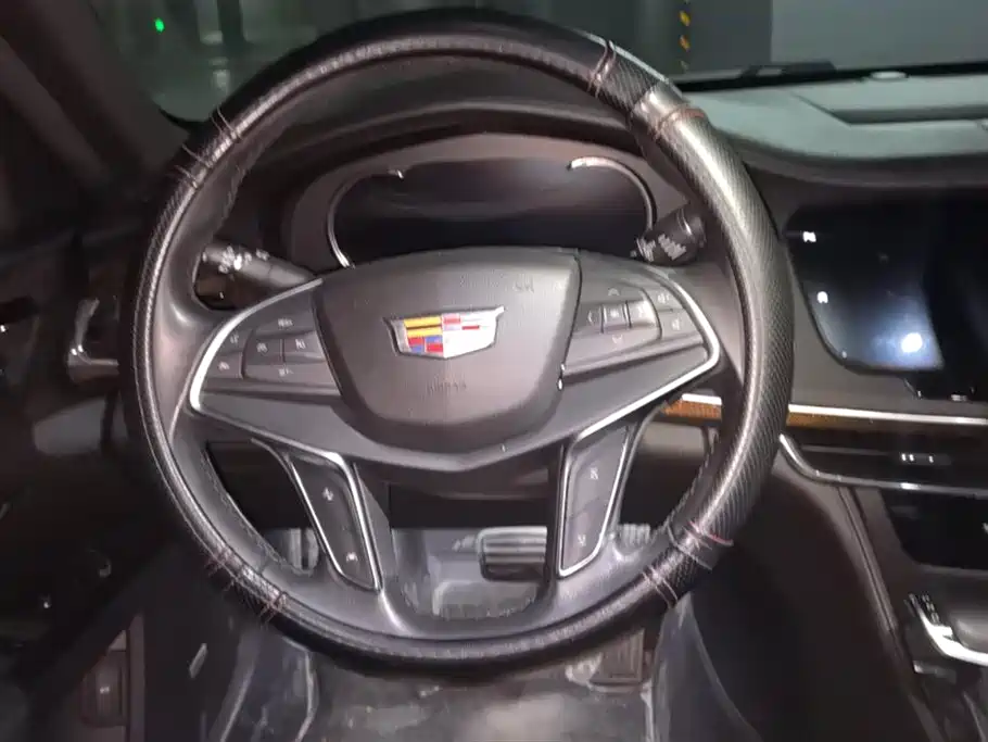 Cadillac CT6 2019 28T Luxury Model фото 15