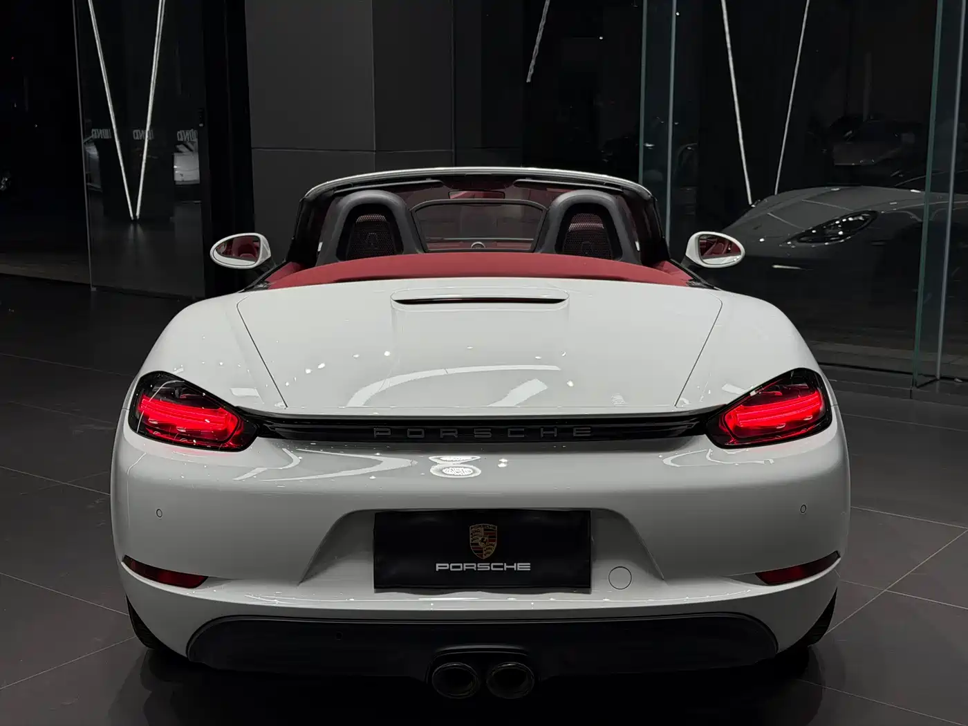Porsche 718 2022 Boxster 2.0T фото 3
