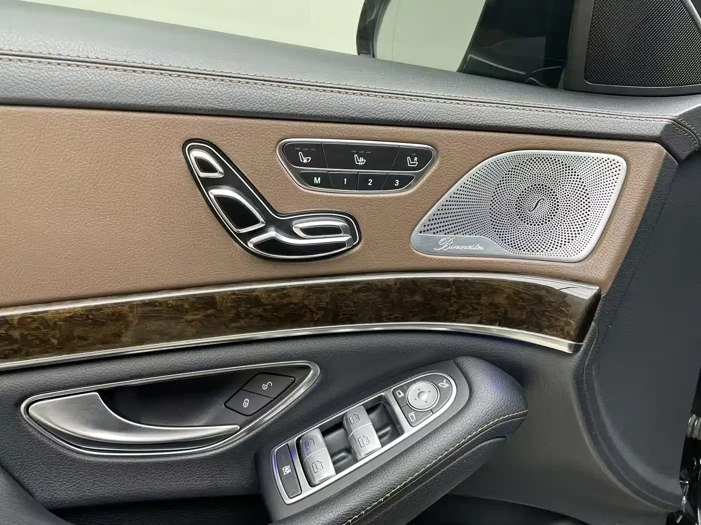 Mercedes-Benz S-Class 2014 S 320 L Business фото 14