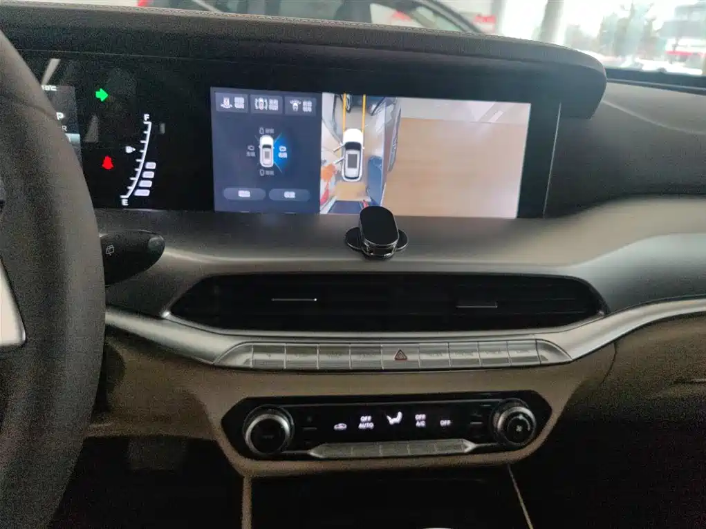 Besturn Bestune T77 2023 2023 1.5T Automatic Luxury
