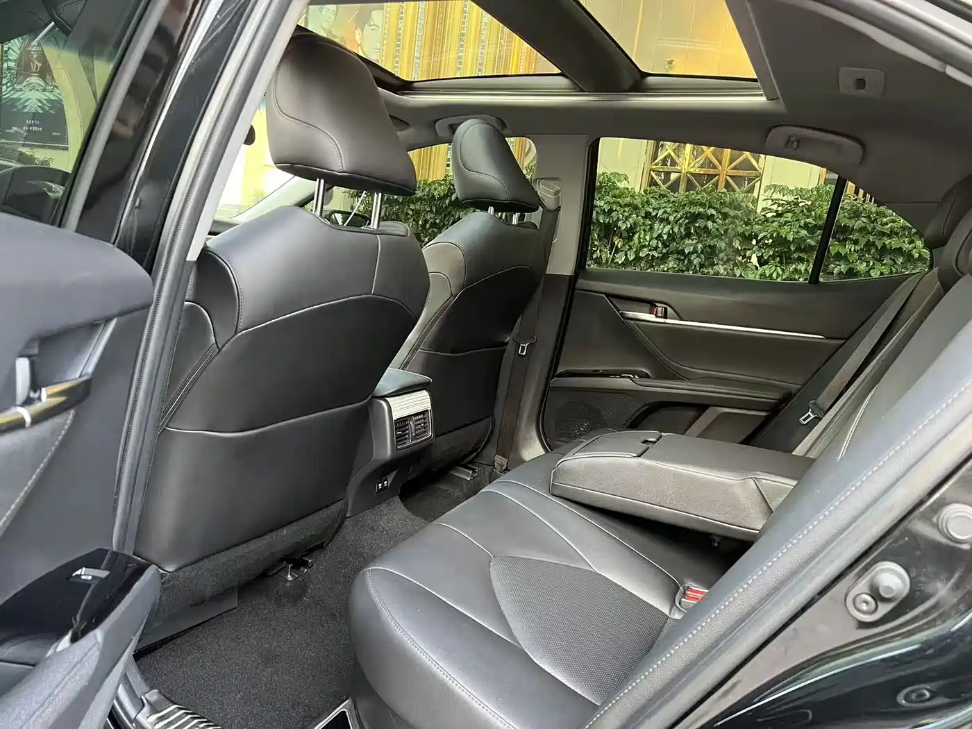 Toyota Camry 2019 Hybrid 2.5HG Luxury Edition China VI фото 11