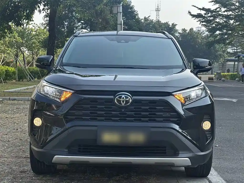 Toyota RAV4 Rongfang 2022 2.0L CVT 2WD Trend Plus Edition фото 6