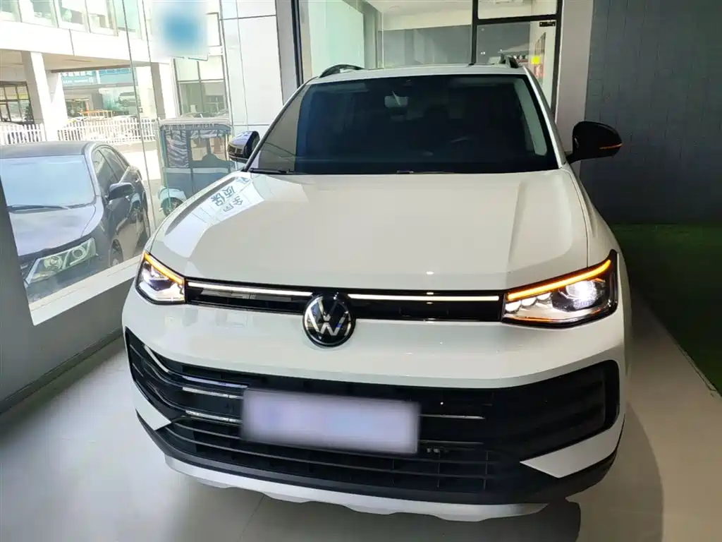 Volkswagen Tharu 2025 New Edge 300TSI Enjoyment Edition фото 3