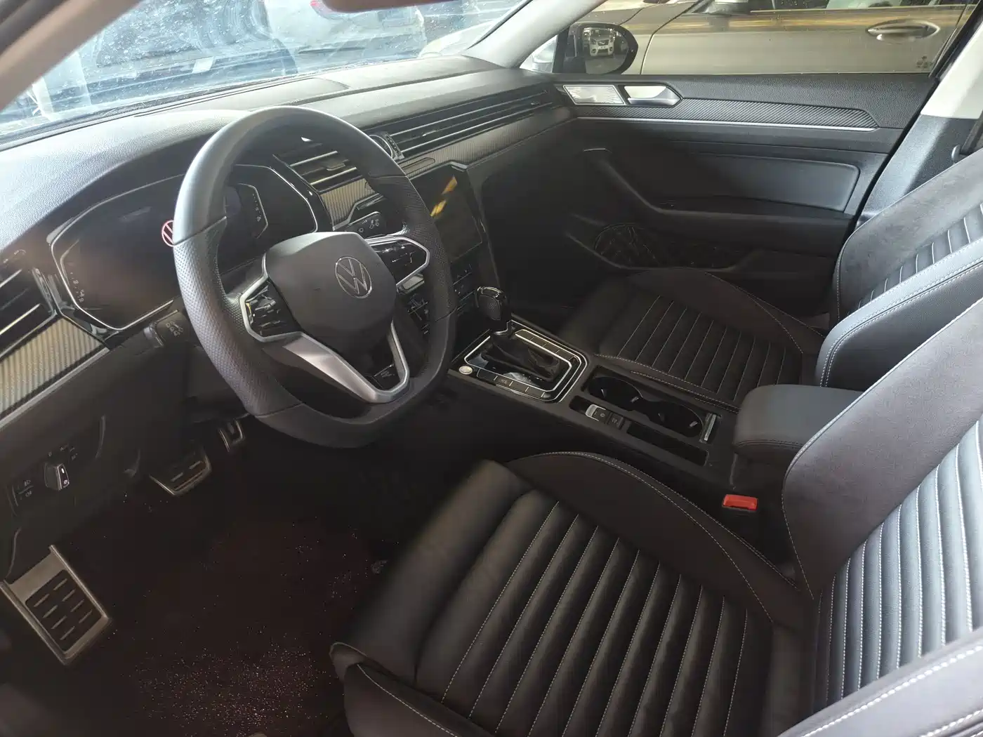 Volkswagen Magotan 2021 330TSI DSG 30th Anniversary Edition фото 11