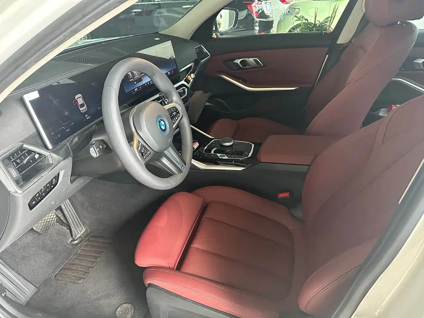 BMW i3 2024 eDrive 35 L фото 3