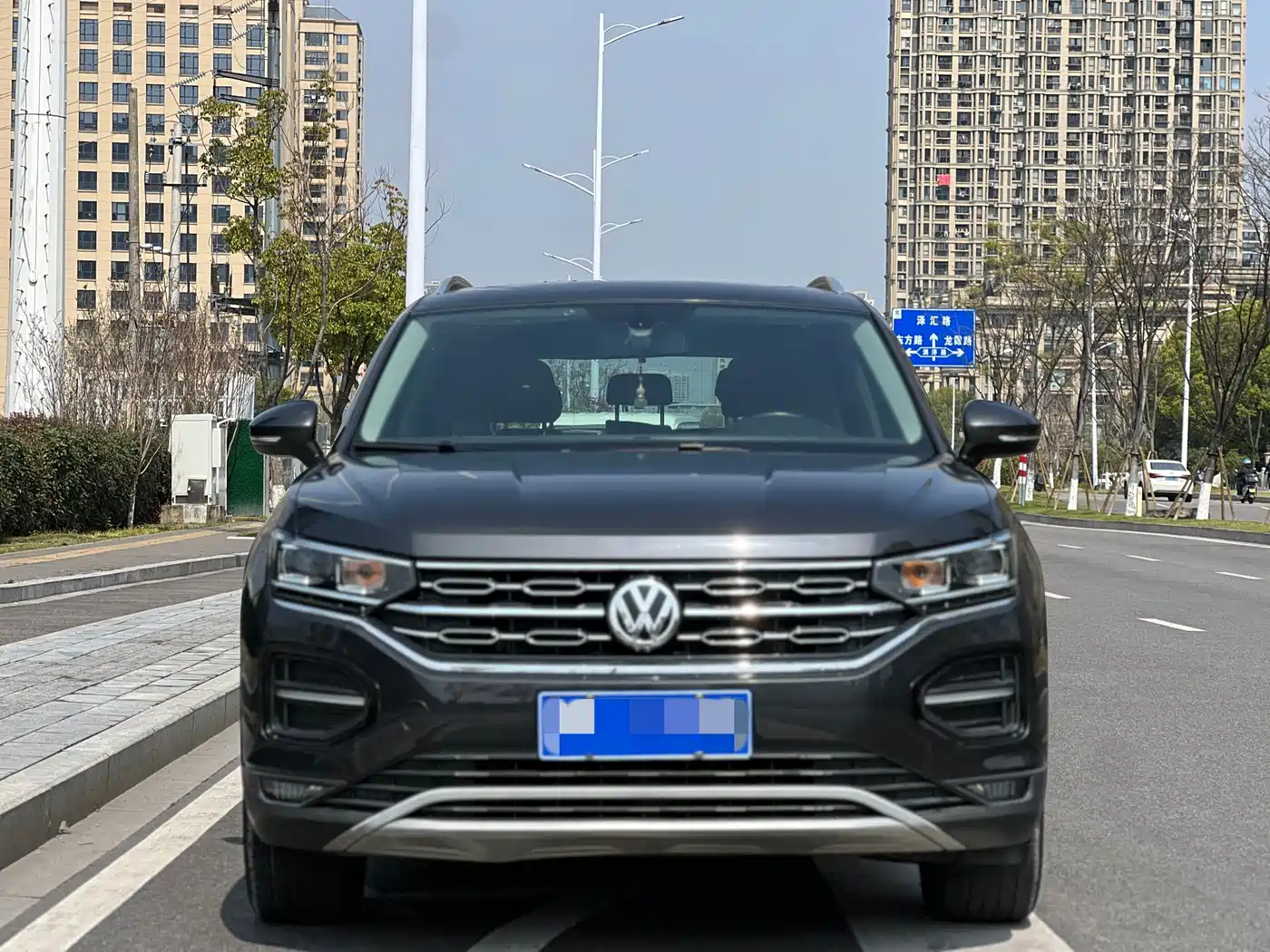 Volkswagen Tayron 2019 330TSI 2WD Luxury China VI фото 2