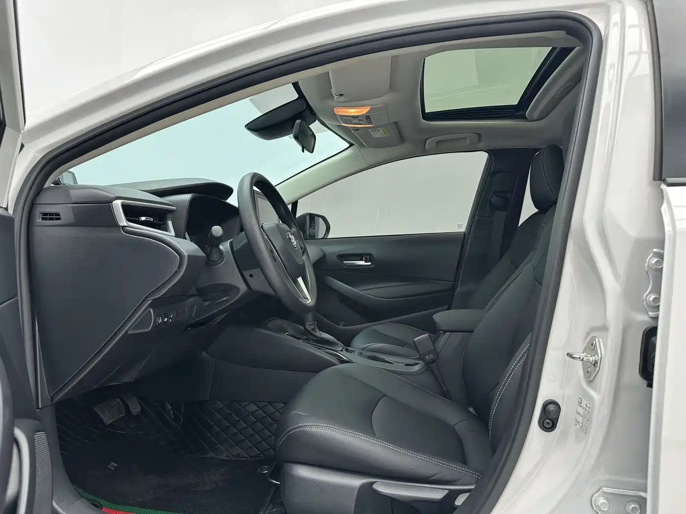 Toyota Corolla 2021 1.2T S-CVT Elite PLUS Edition фото 5
