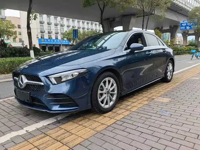 MERCEDES-BENZ A CLASS