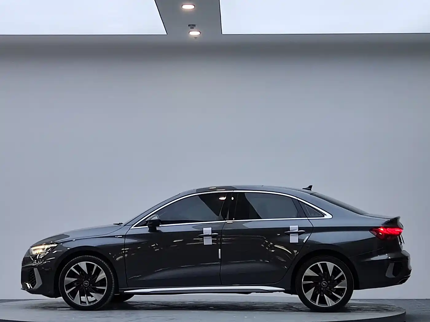 Audi A3 2023 A3L Limousine 35 TFSI Fashion Sport фото 5