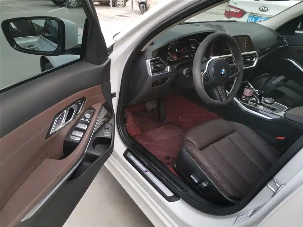 BMW 3 Series 2022 Facelift 325Li M Sport Package фото 9
