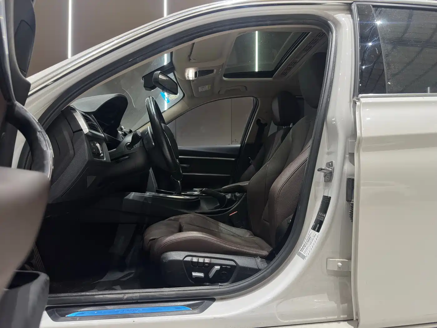 BMW 3 Series 2018 320Li Leading Luxury Package фото 10
