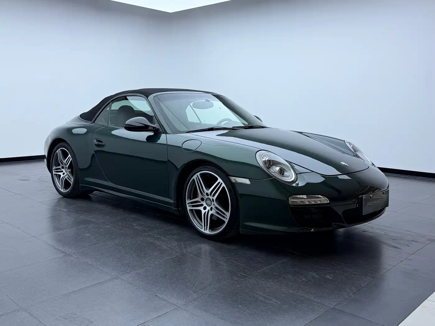 Porsche 911 2010 Carrera 4S Cabriolet 3.8L фото 3