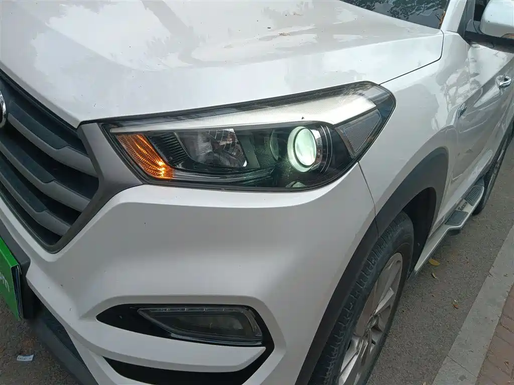 Hyundai Tucson 2015 1.6T Dual Clutch 2WD Smart фото 24
