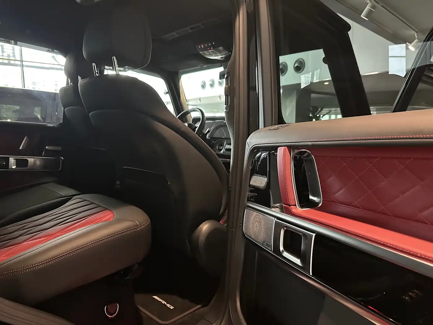 Mercedes-Benz G-Class AMG 2025 AMG G 63 фото 11