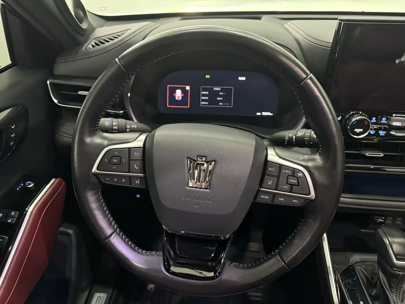 Toyota Crown Kluger 2021 2.5L HEV AWD Flagship Edition фото 13