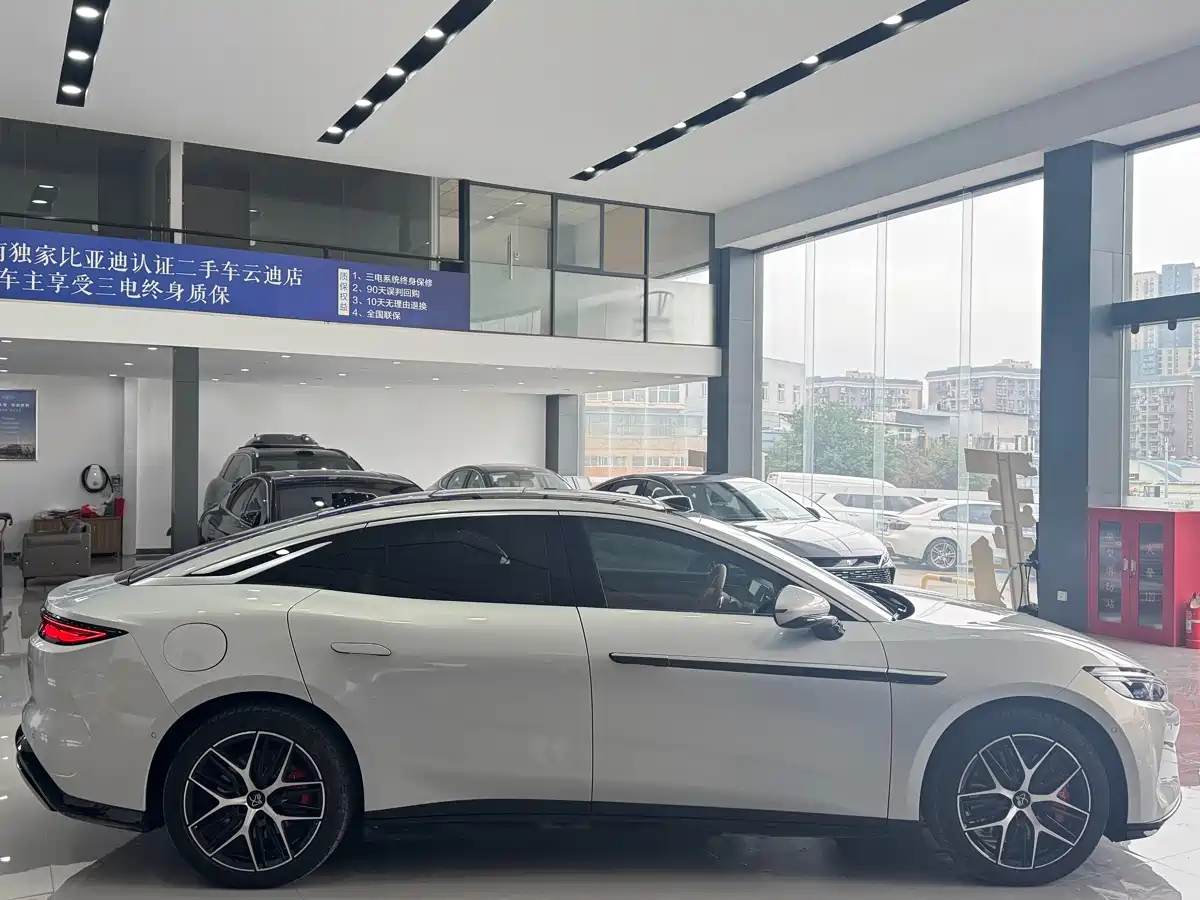 BYD Han L 2025 EV AWD LiDAR Flagship фото 6