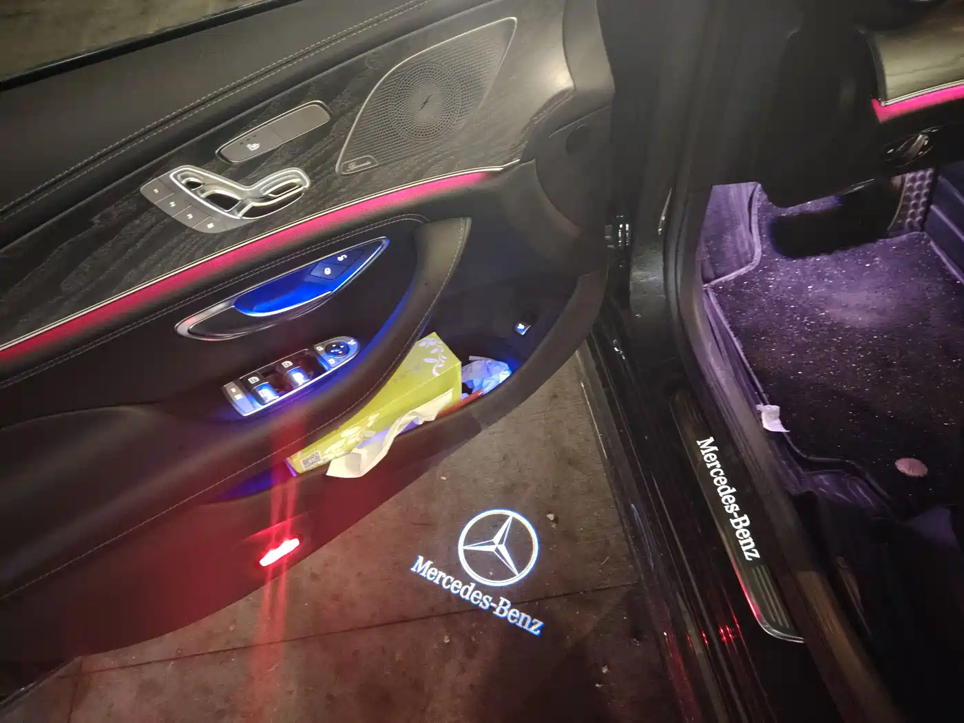 Mercedes-Benz CLS 2022 CLS 300 Luxury фото 7