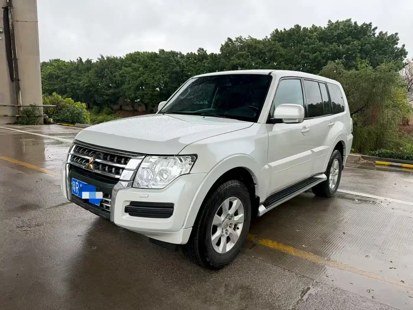  Mitsubishi Pajero (Import) 2016 3.0L Automatic Luxury (China IV)