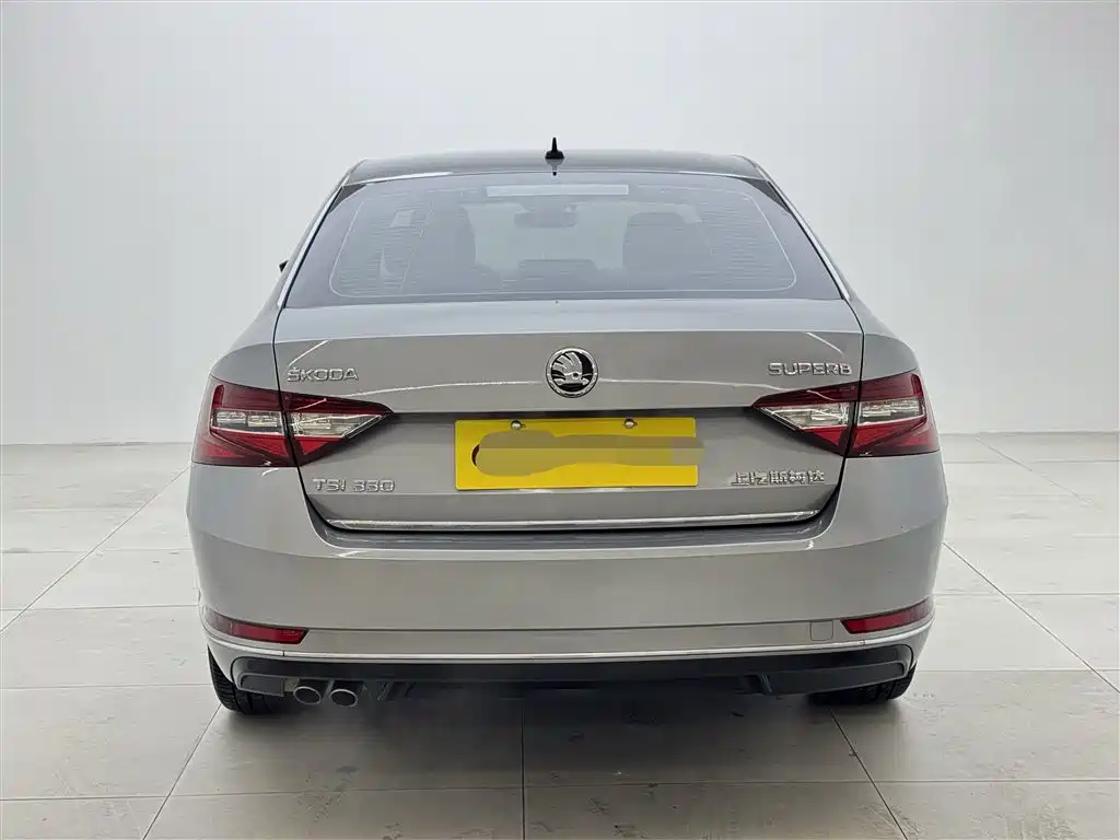 Škoda Superb 2016 TSI330 DSG Smart Edition фото 24