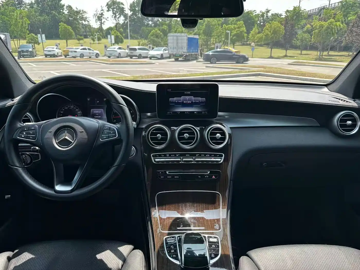 Mercedes-Benz GLC 2016 GLC 260 4MATIC Dynamic фото 10