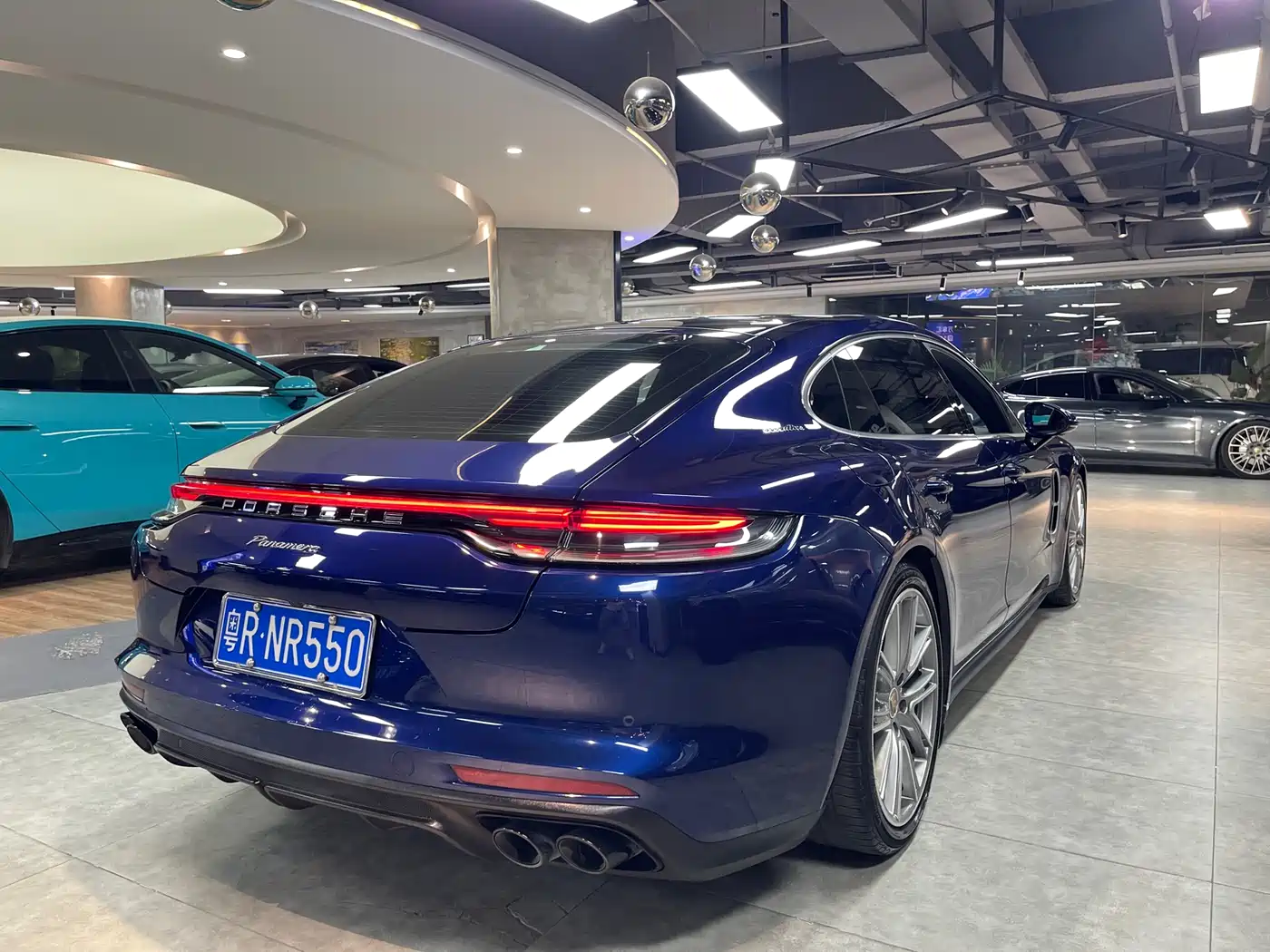Porsche Panamera 2022 Panamera Executive Long Wheelbase 2.9T фото 5