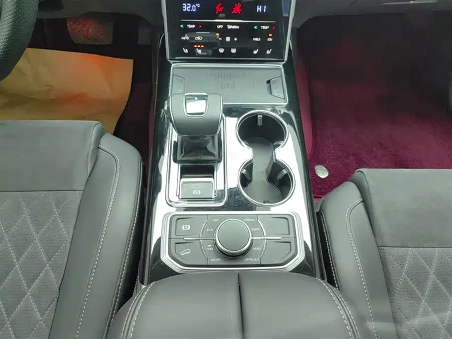 Hongqi HS7 2022 3.0T Automatic 4WD ZhiLian QiXiang Edition 7-seater фото 16