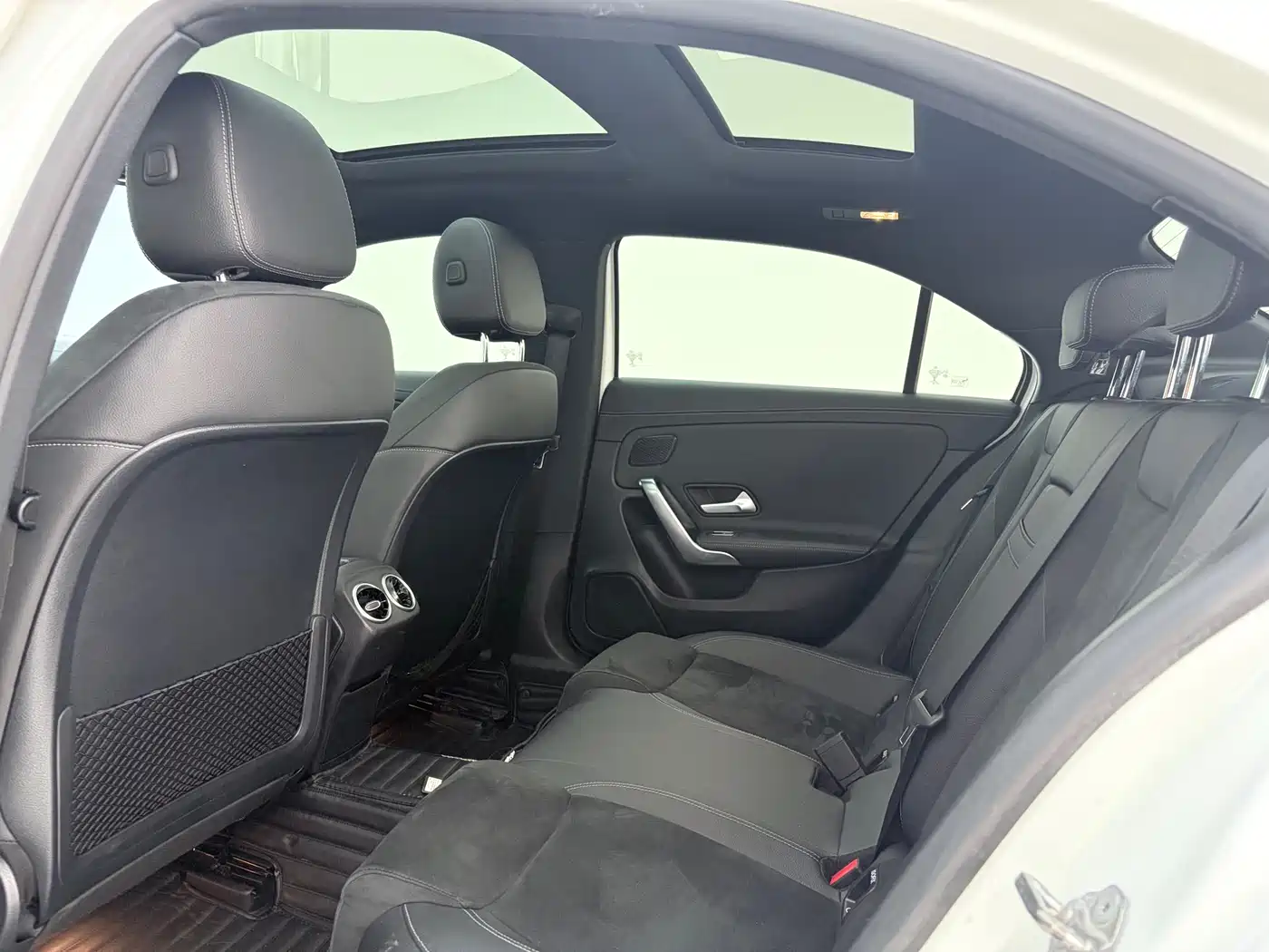 Mercedes-Benz A-Class 2021 A 200 L Sport Sedan Dynamic Type фото 8