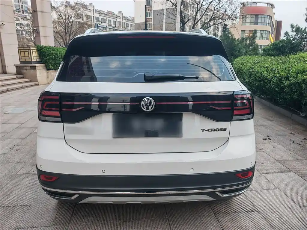 Volkswagen T-Cross 2019 1.5L Automatic Comfort Edition фото 13