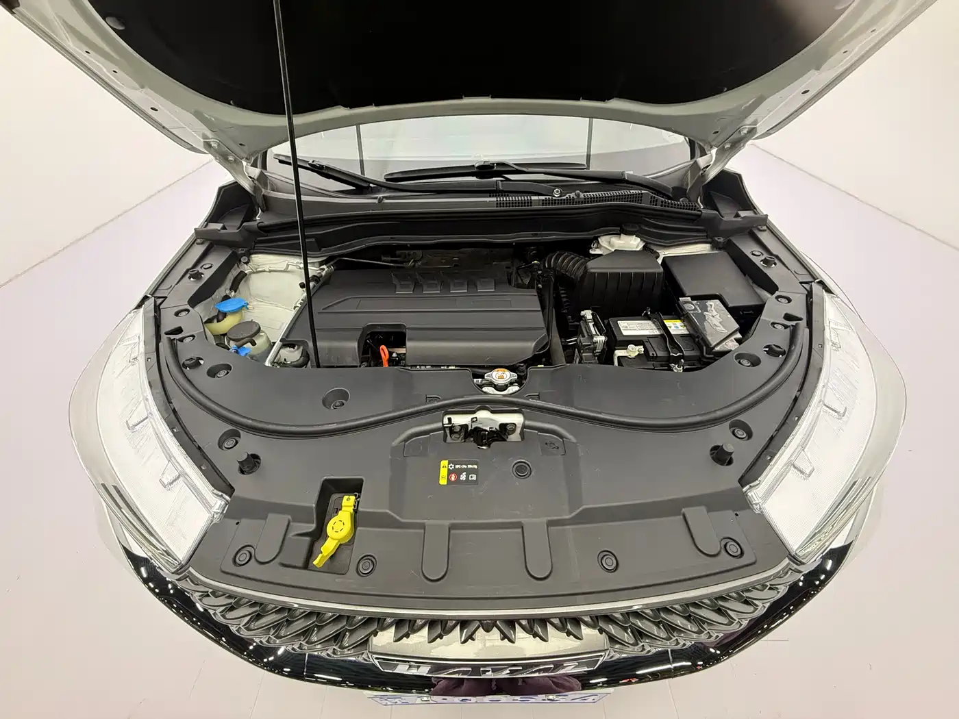 Haval M6 2023 PLUS 1.5T DCT Luxury Smart Connect фото 8