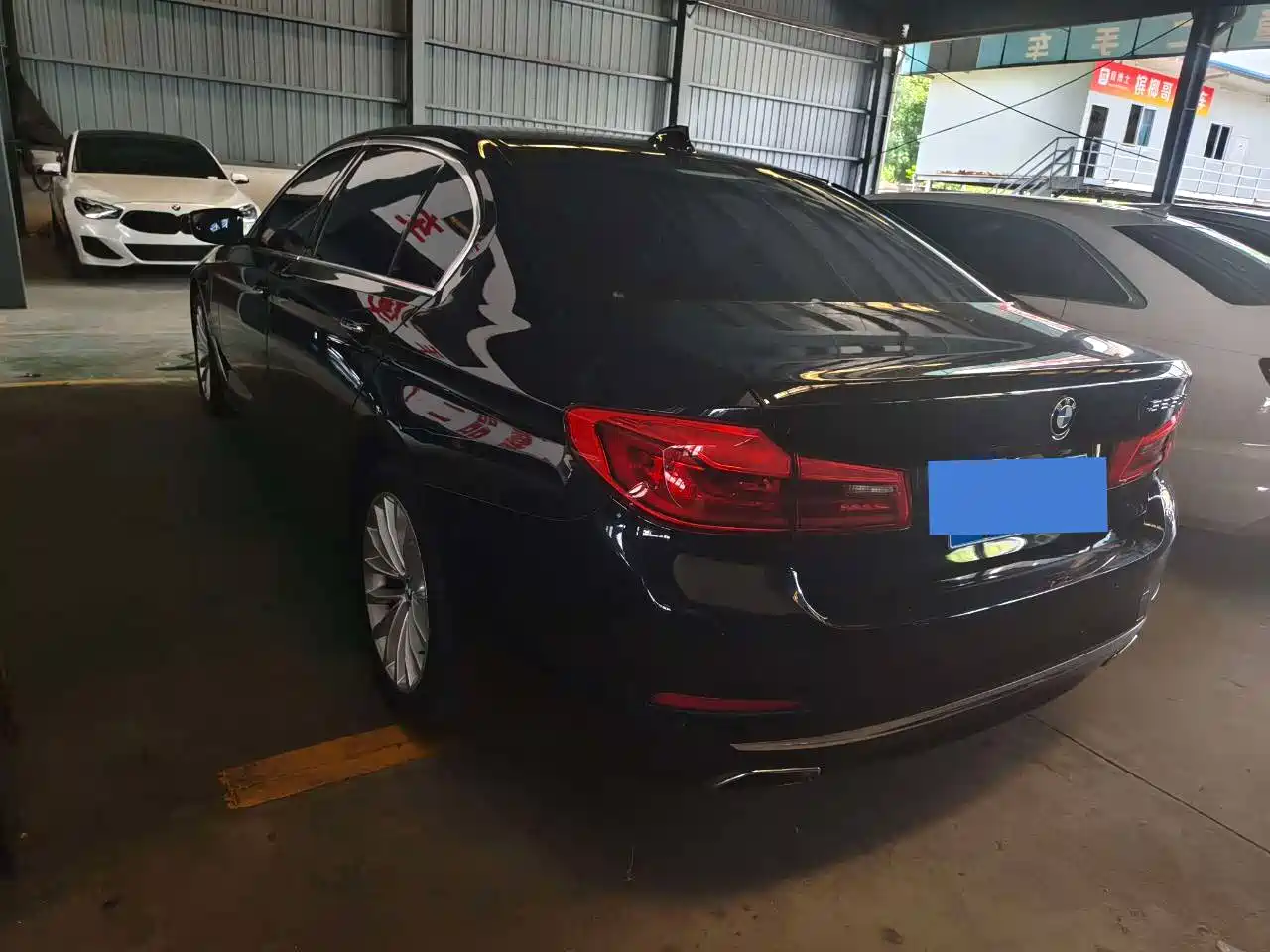 BMW 5 Series 2018 525Li Luxury Package фото 17