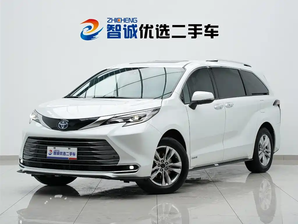Toyota Sienna 2021 2.5L Hybrid Ultimate Edition