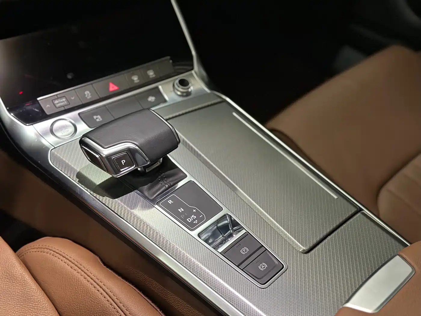 Audi A6L 2019 45 TFSI Premium Elegance фото 7
