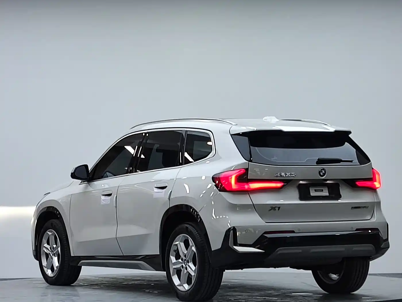 BMW X1 2023 sDrive20Li X Design Package фото 6